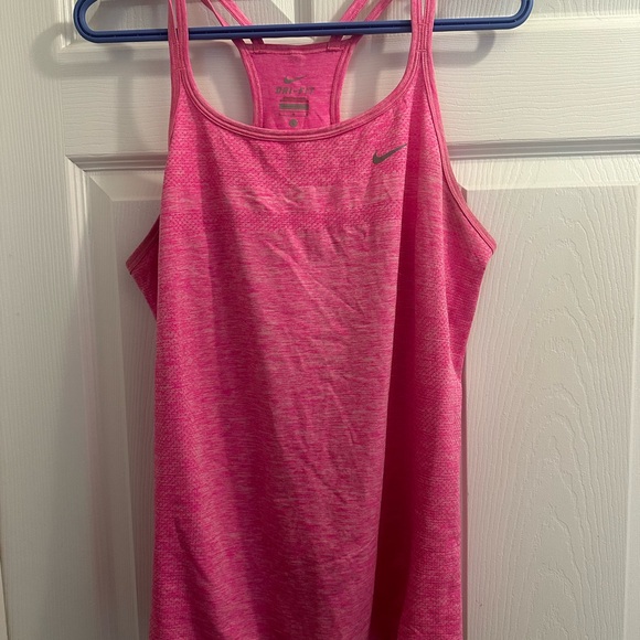 Nike Tank Size Large - Picture 1 of 3